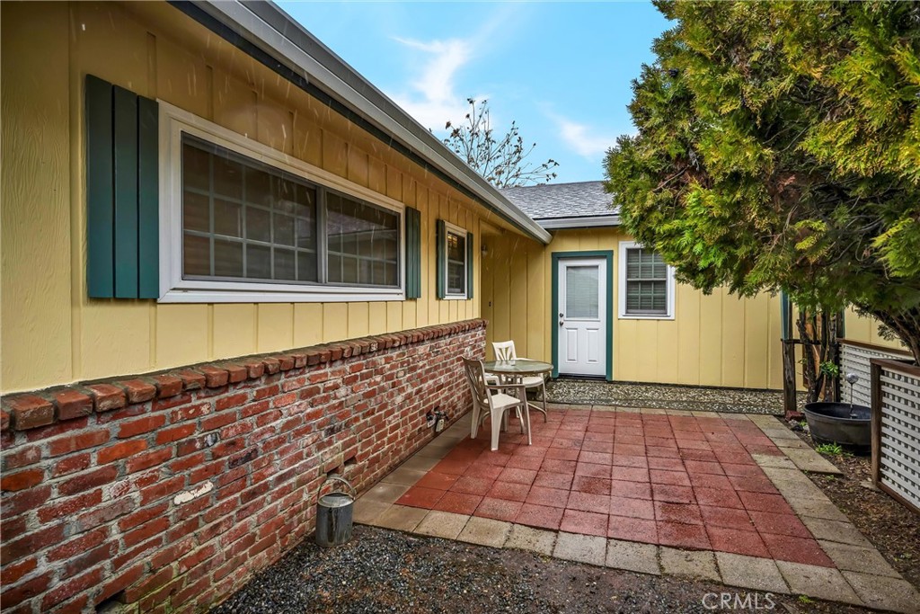 6813 Virginia Drive Property Photo 3