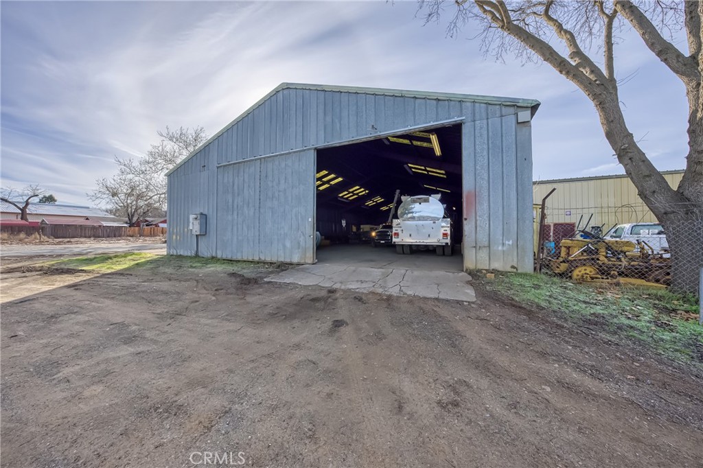 16294 Main Street Property Photo 12