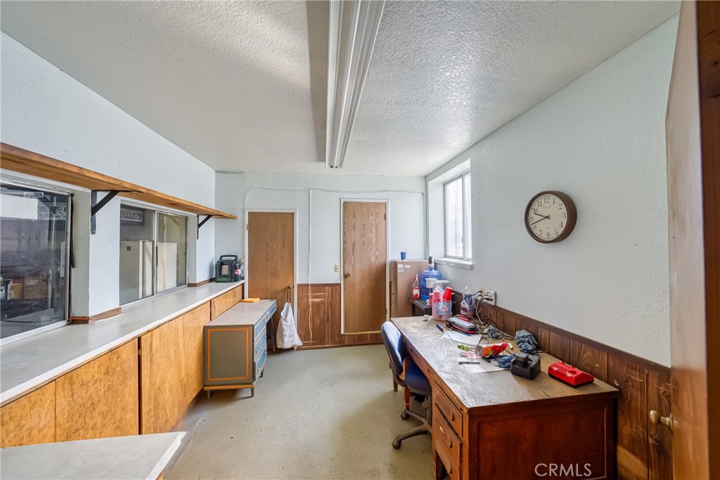 16294 Main Street Property Photo 15