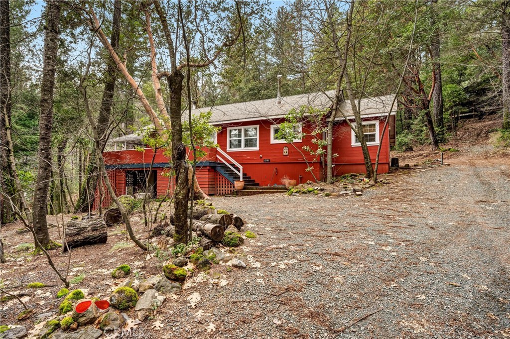 17181 Edgewood Way Property Photo