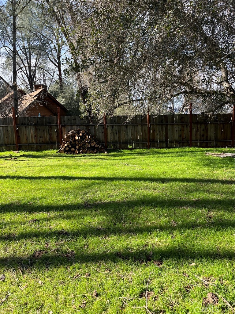 16730 Comanche Trail Property Photo