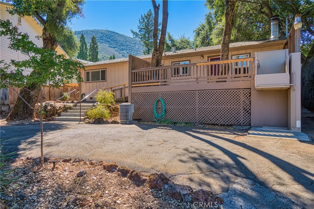 6545 Hohape Avenue Property Photo 7