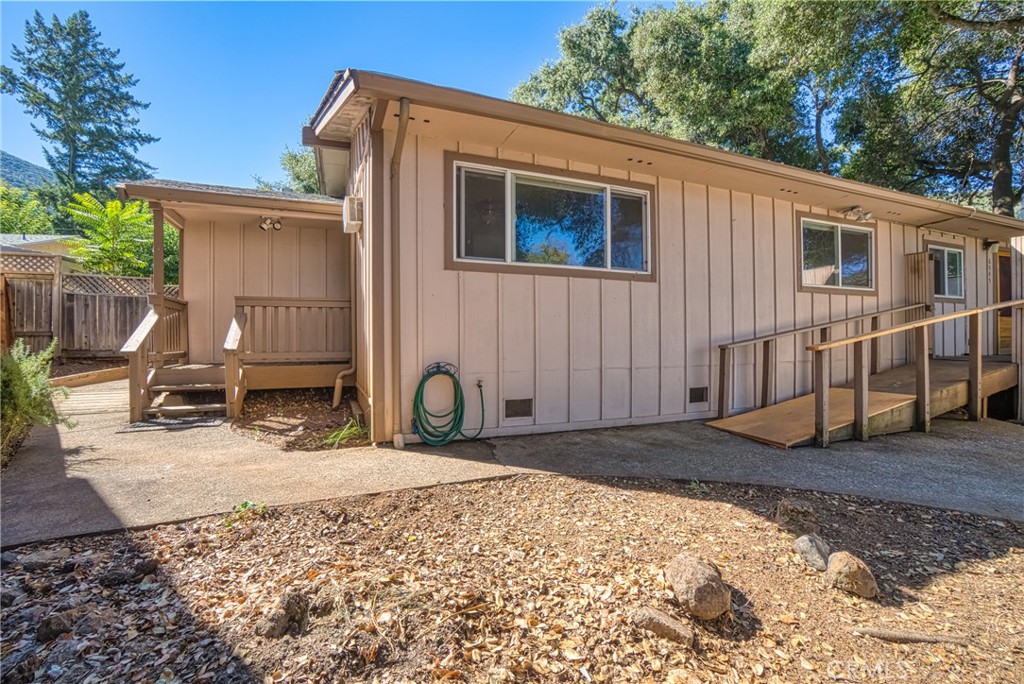 6545 Hohape Avenue Property Photo 8