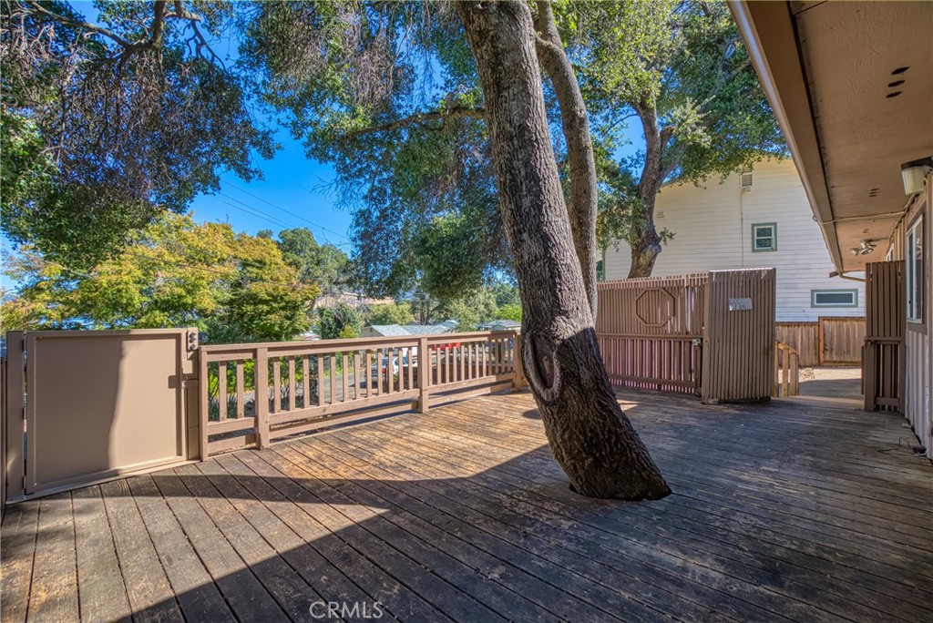 6545 Hohape Avenue Property Photo 11