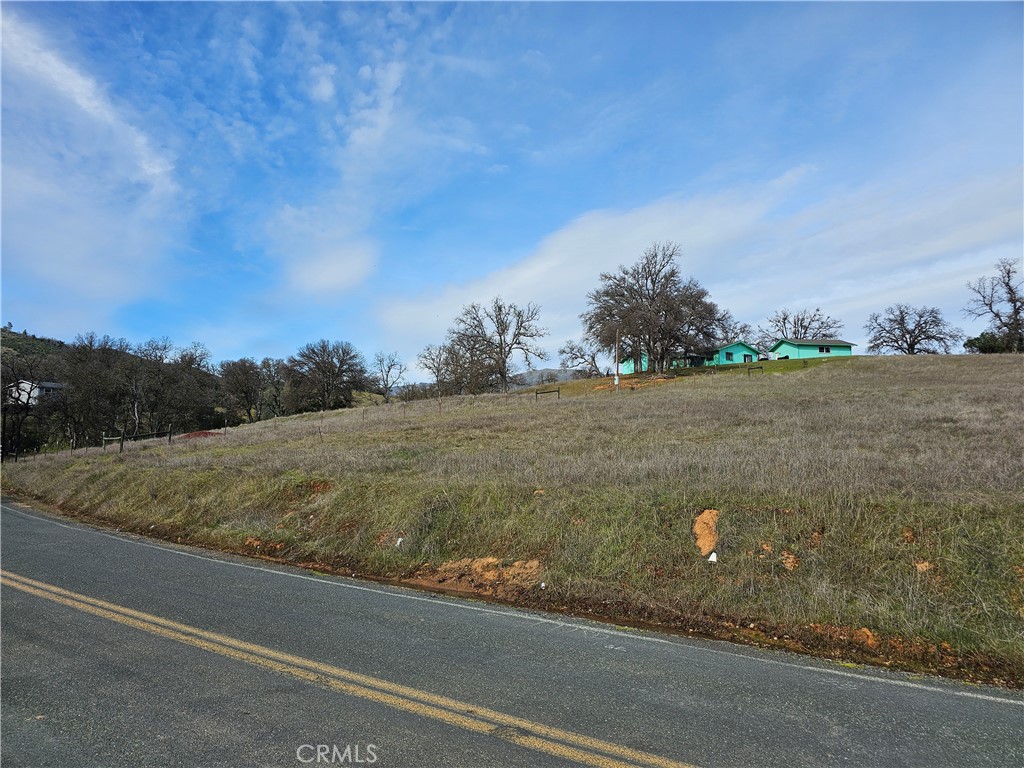 1930 New Long Valley Road Property Photo 2