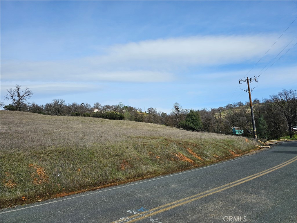 1930 New Long Valley Road Property Photo 3