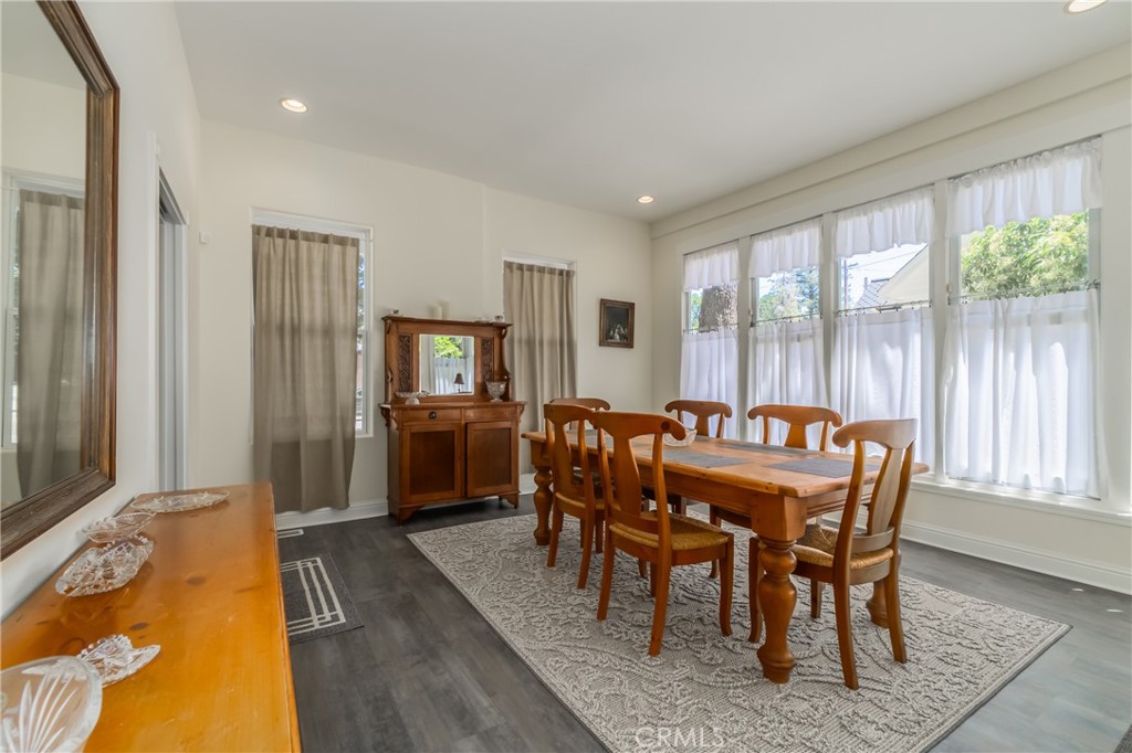 275 Armstrong Street Property Photo 8