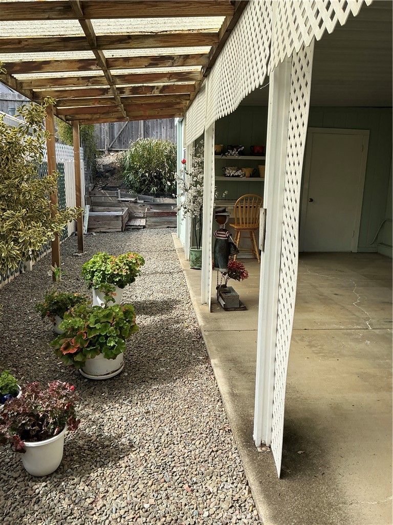 5830 Robin Hill Dr 41 Property Photo 37