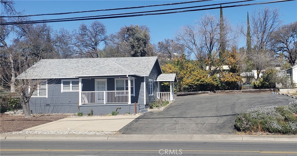 930 11th Street Property Photo 1