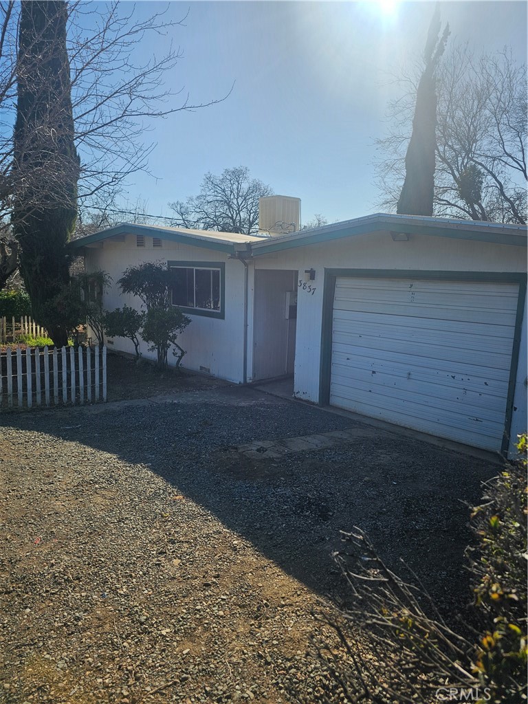 3837 3855 Oak Avenue Property Photo