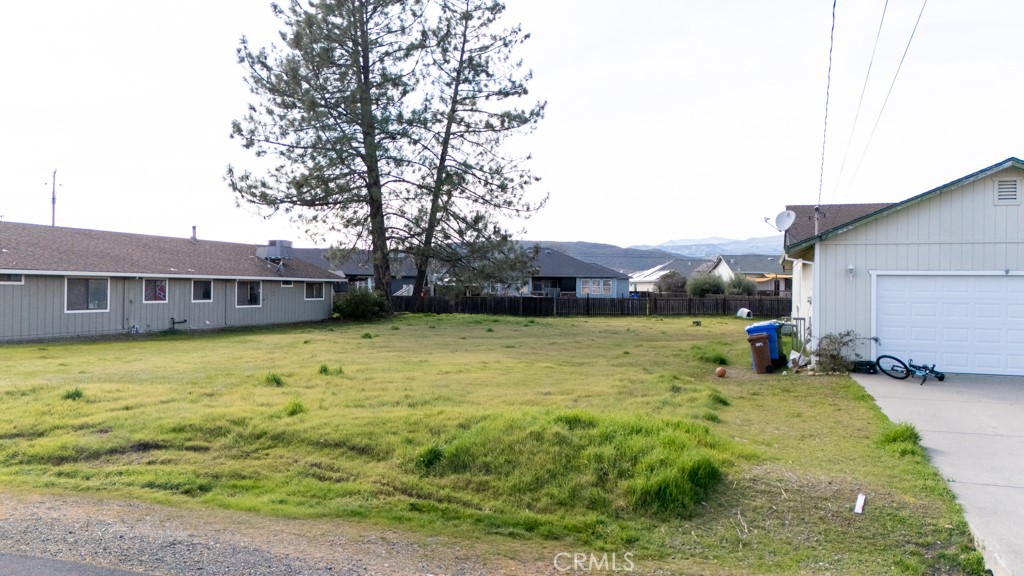 18725 Magnolia Court Property Photo