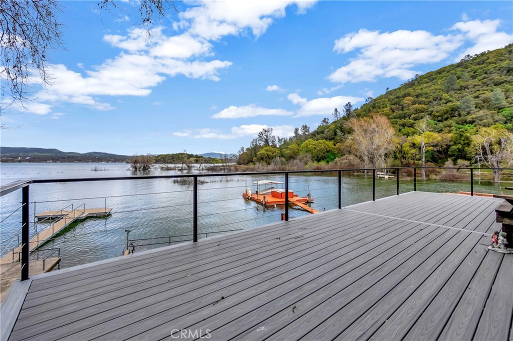 5798 Sunrise Drive Property Photo 5