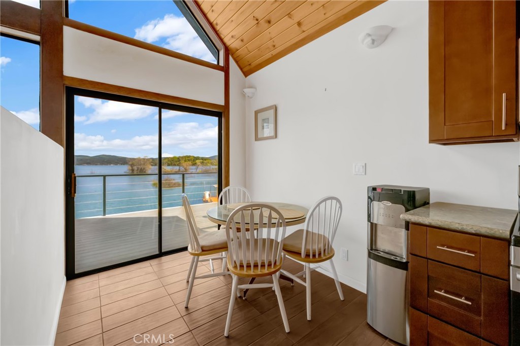 5798 Sunrise Drive Property Photo 7