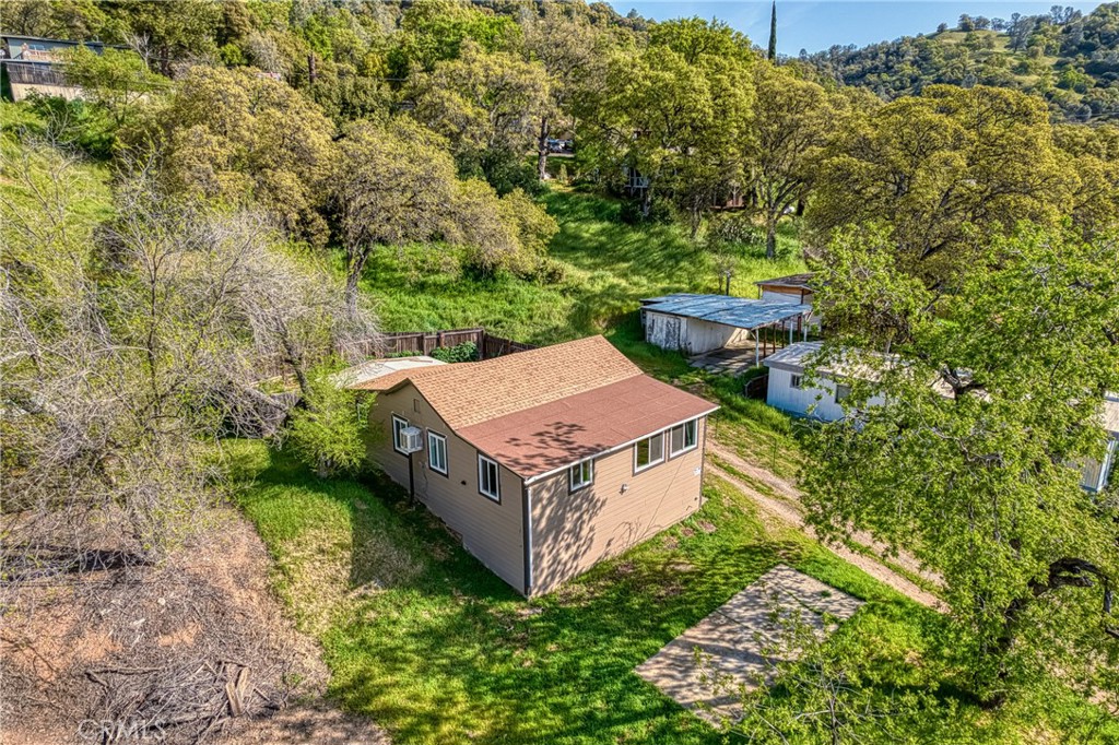 12818 E Highway 20 Property Photo 1