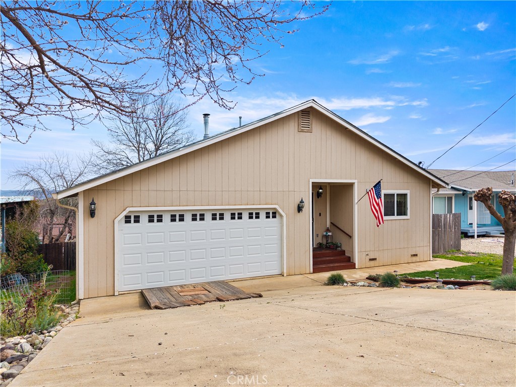 5294 Bel Air Drive W Property Photo 1