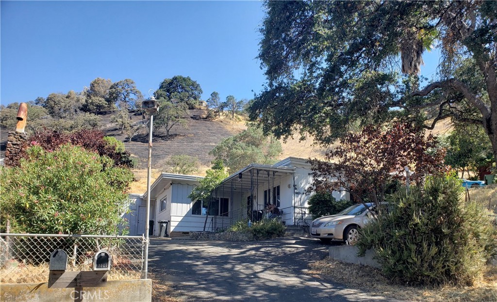 12998 Lakeshore Drive Property Photo