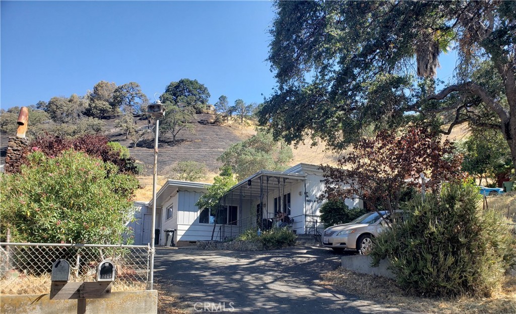 12998 Lakeshore Drive Property Photo