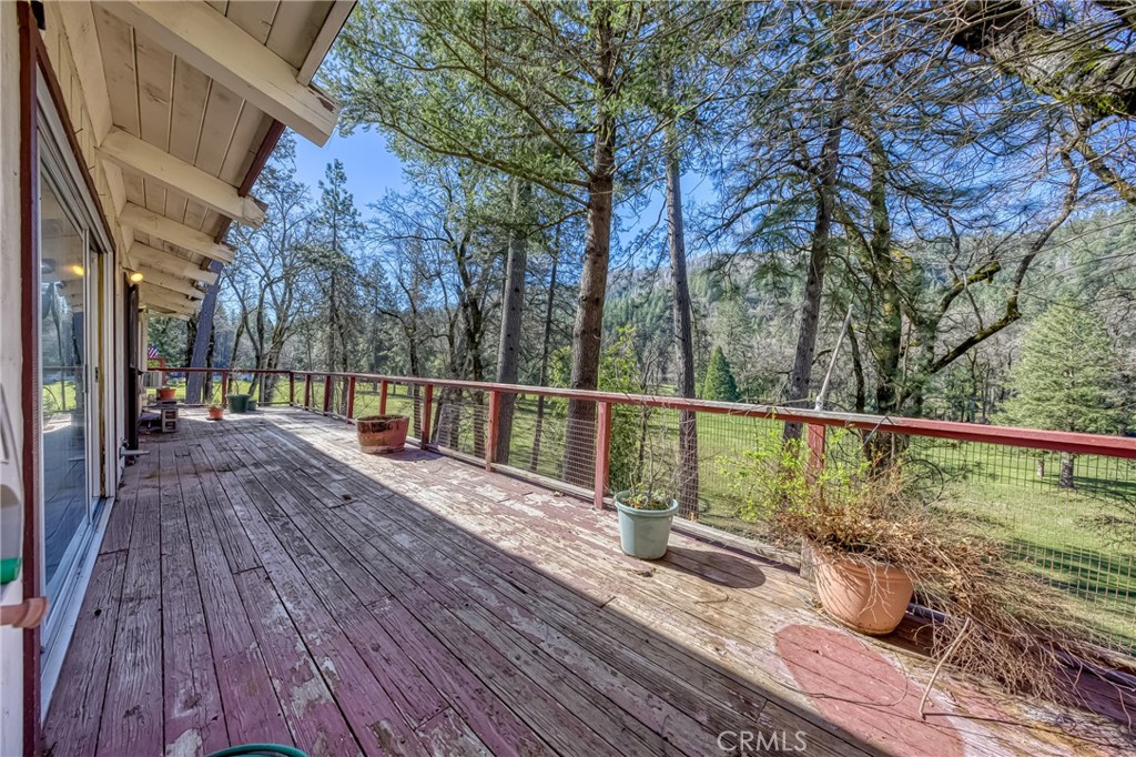 16345 Tee Road Property Photo 3