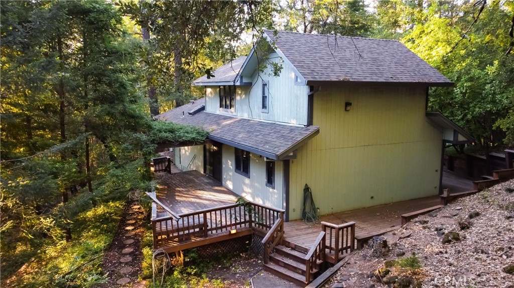 16515 Cobb Boulevard Property Photo 1