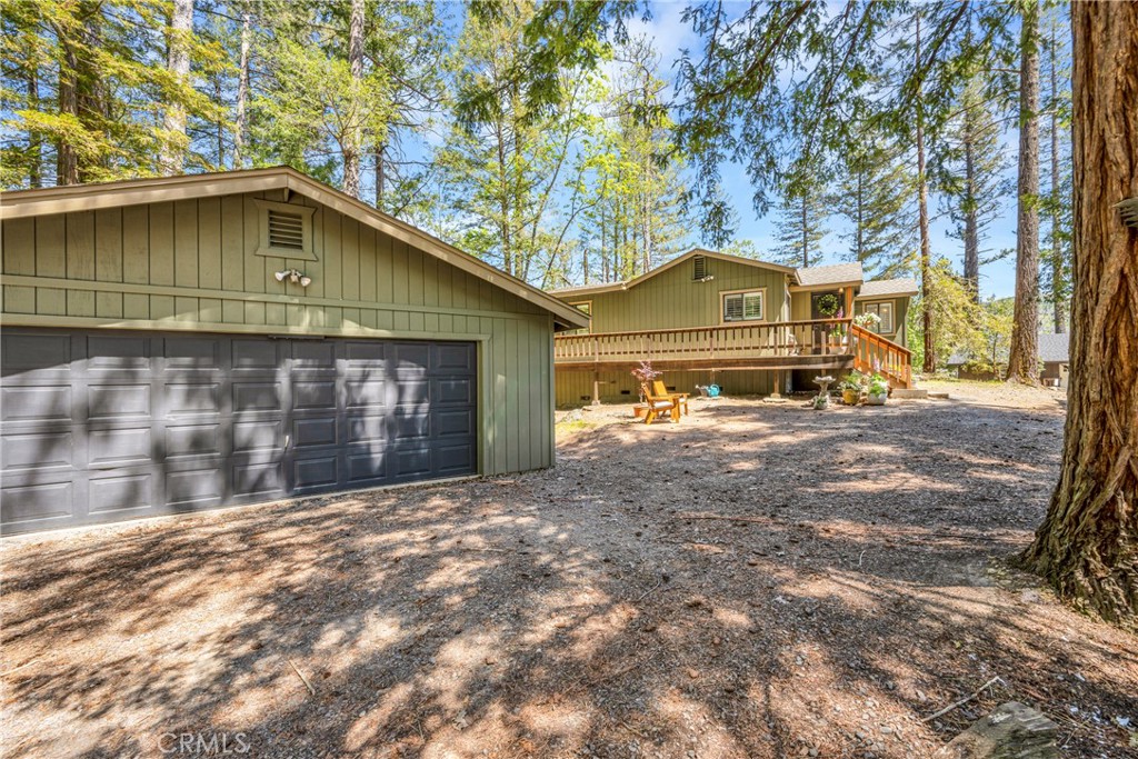17380 Parnassus Drive Property Photo 1
