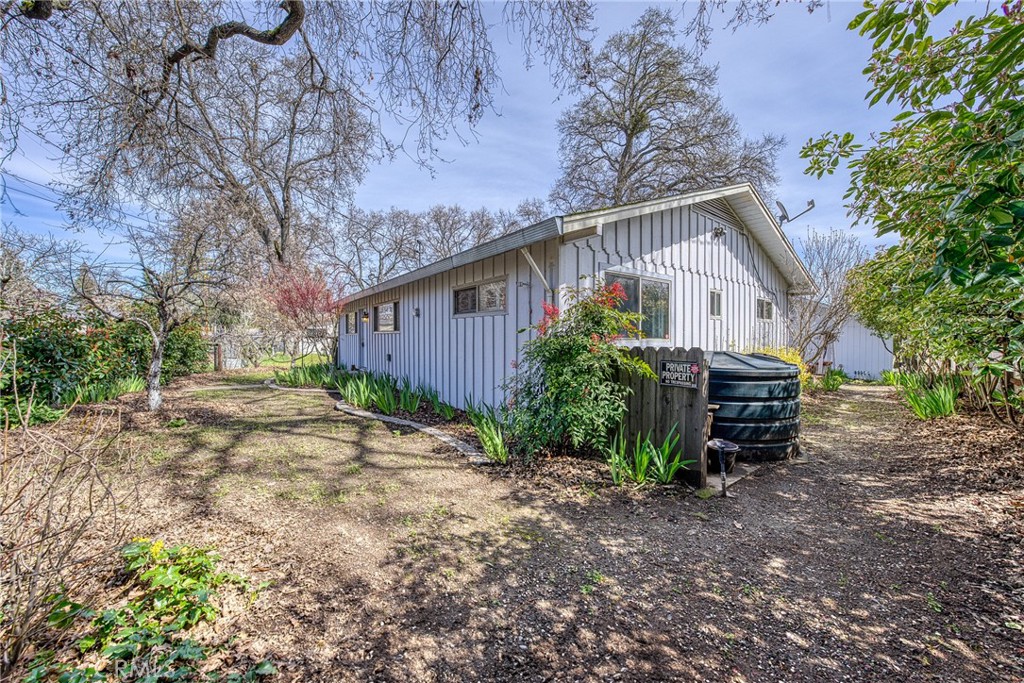 2637 Lakeshore Boulevard Property Photo 18