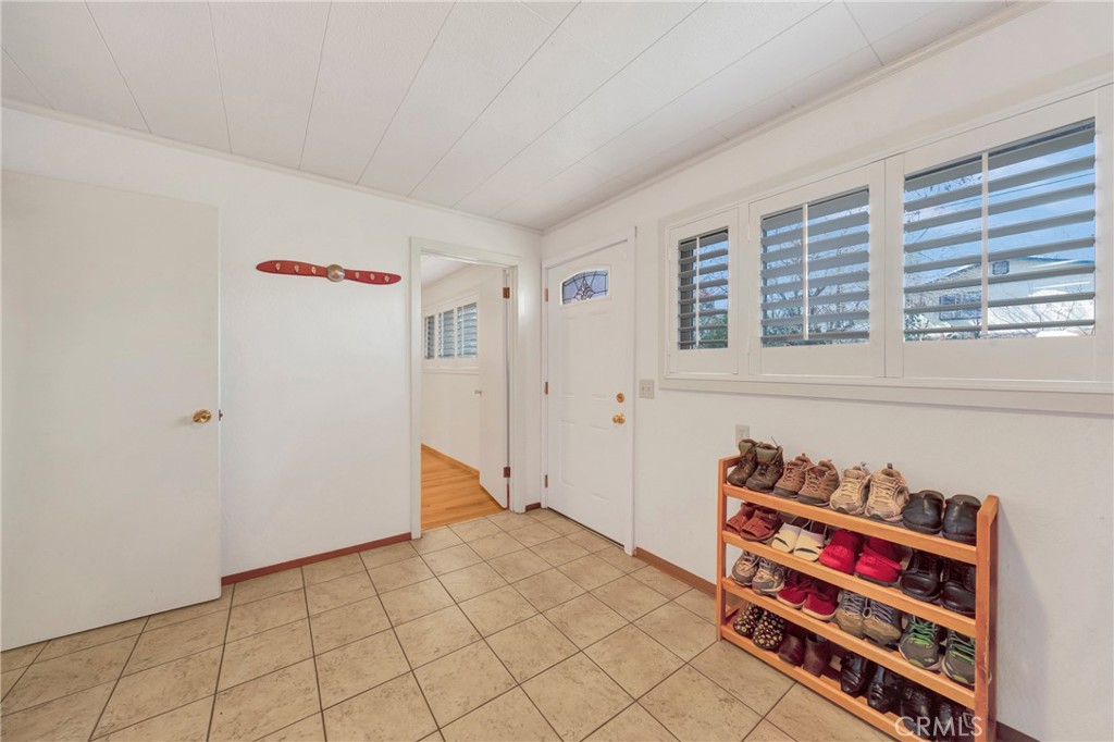 2637 Lakeshore Boulevard Property Photo 45