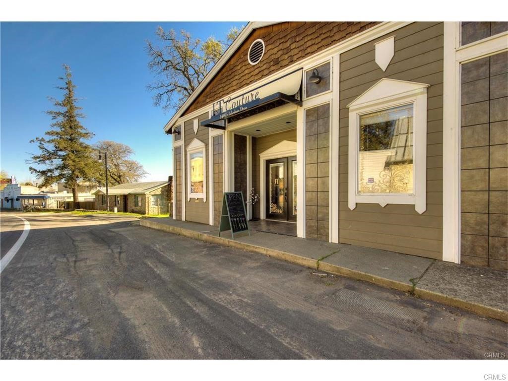 14465 Lakeshore Drive Property Photo 3