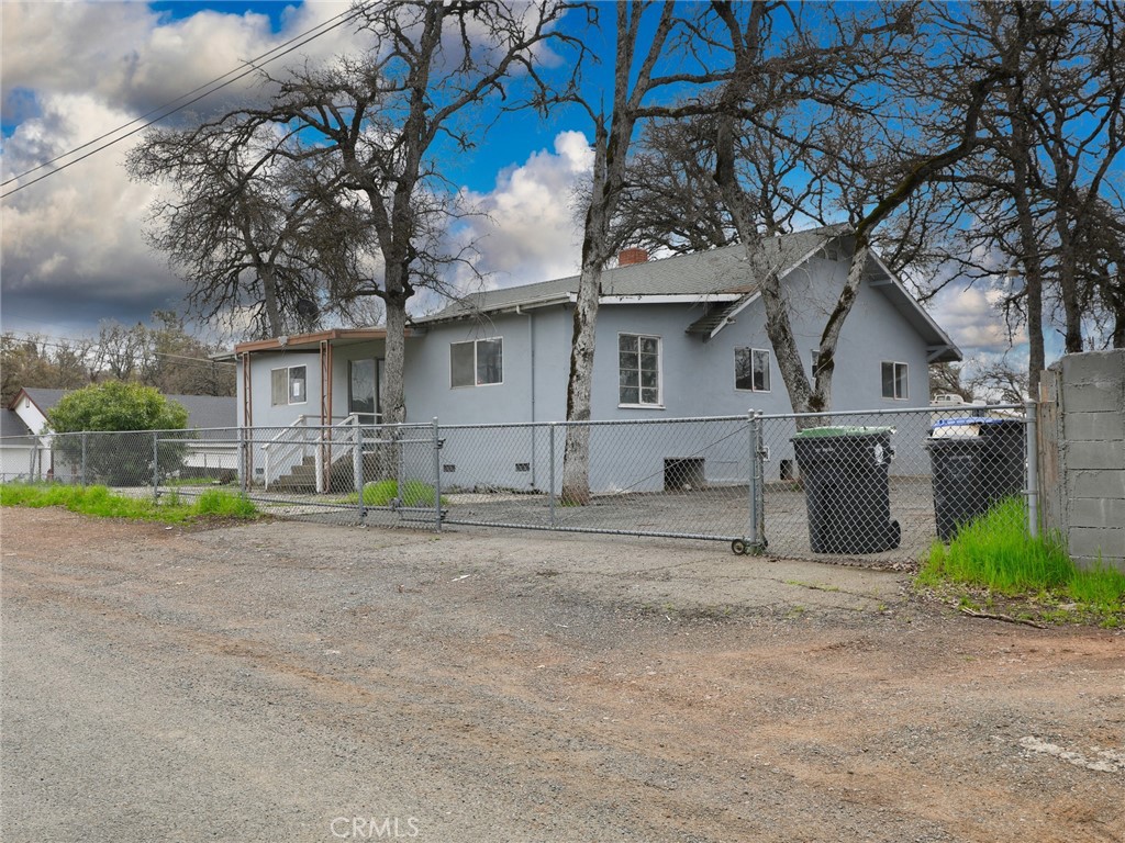 16115 27th Avenue Property Photo