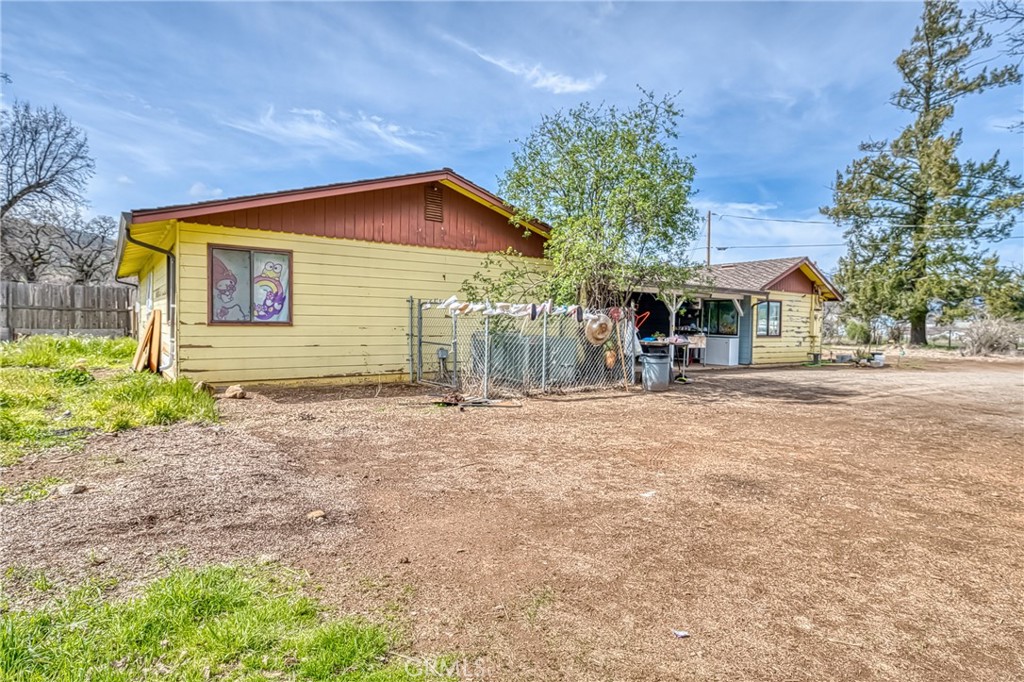 21720 S State Highway 29 Property Photo 7