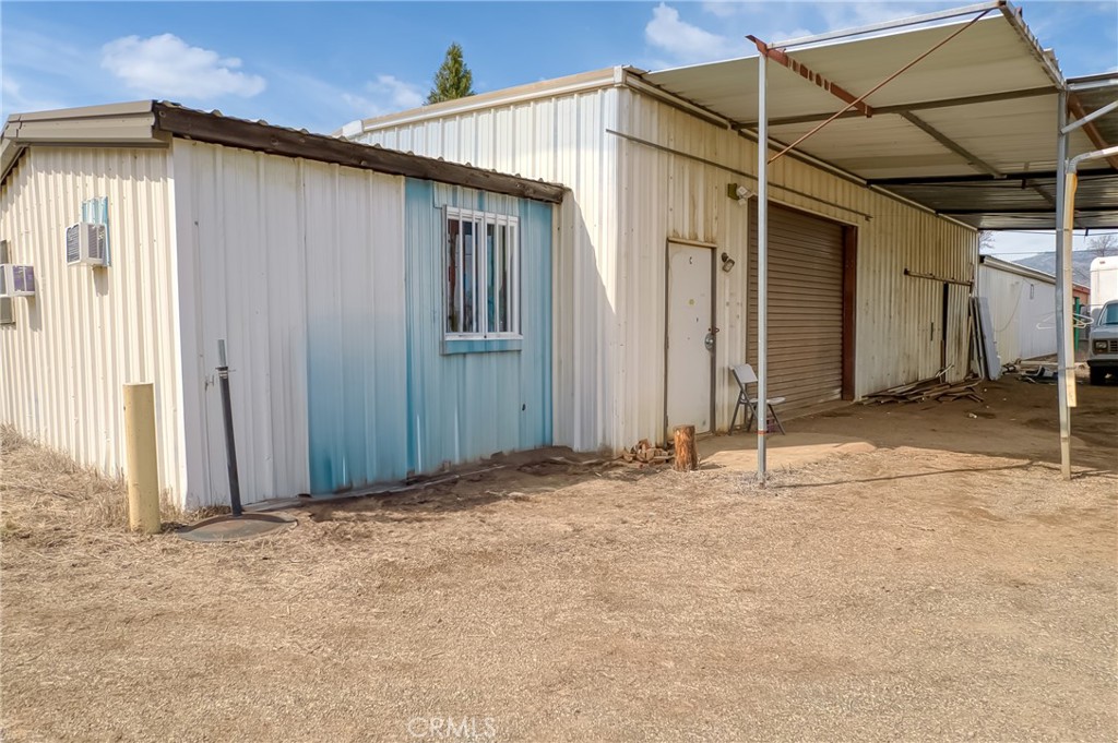 21720 S State Highway 29 Property Photo 34