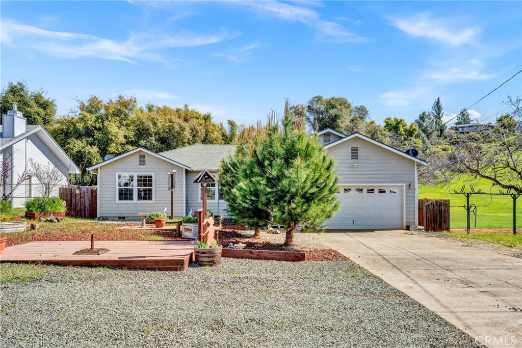 10621 Point Lakeview Road Property Photo