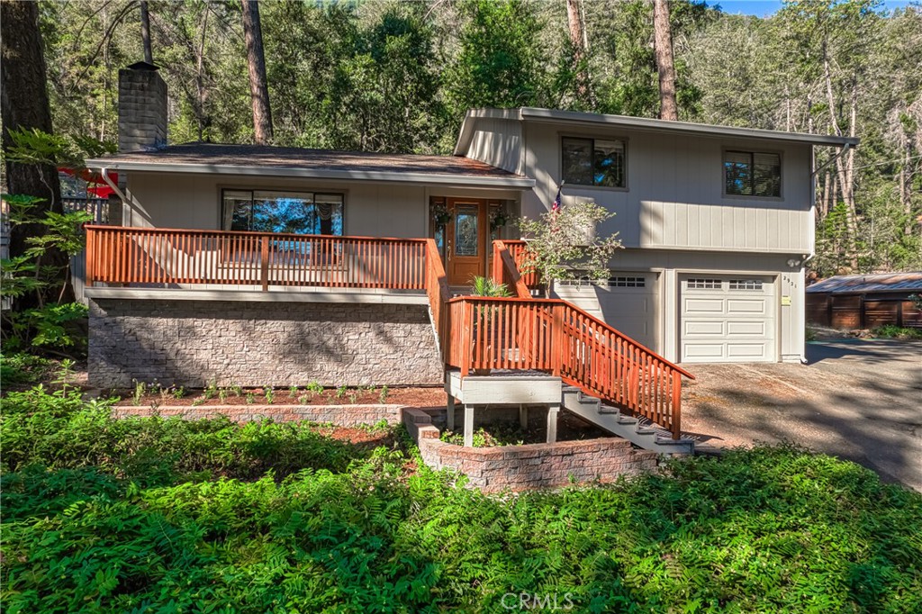 2921 Buckingham Drive Property Photo