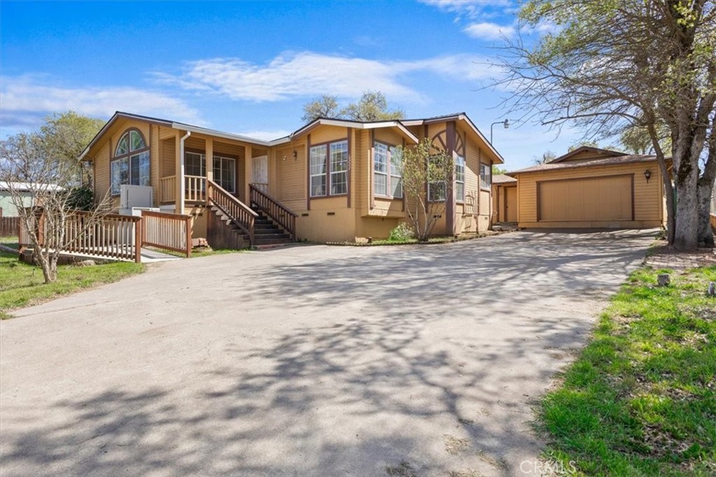 16223 33rd Avenue Property Photo 1