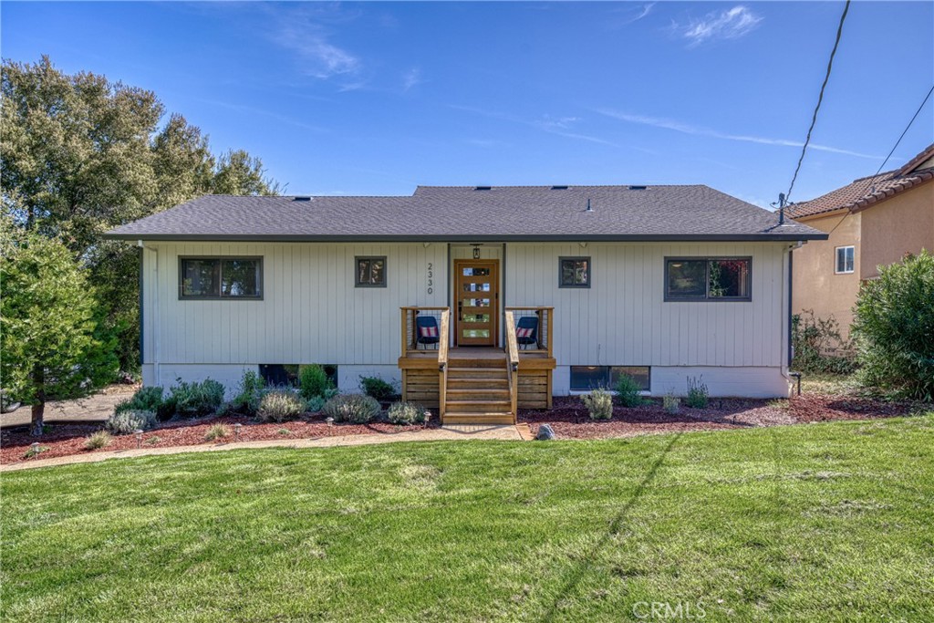 2330 Westlake Drive Property Photo 1