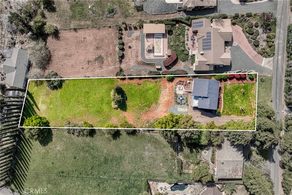 2330 Westlake Drive Property Photo 5