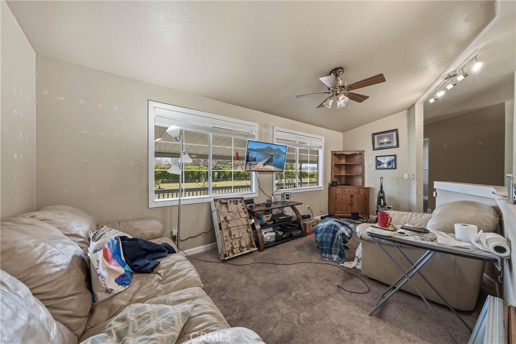 1335 Mountview Road Property Photo 17