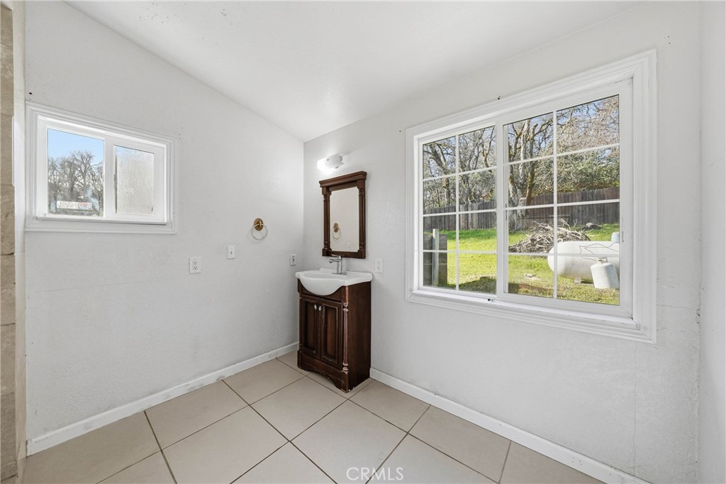 1335 Mountview Road Property Photo 32