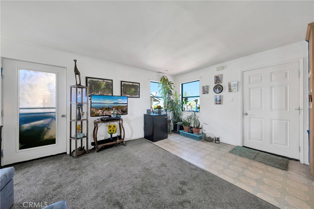 9641 Marmot Way Property Photo 10