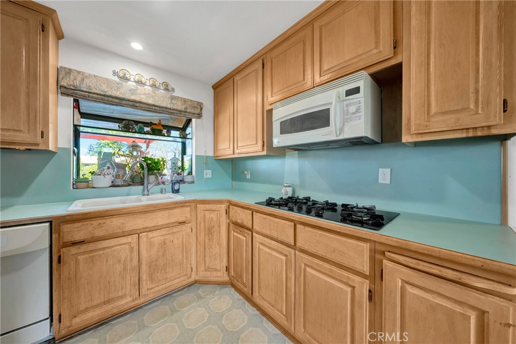 9641 Marmot Way Property Photo 12