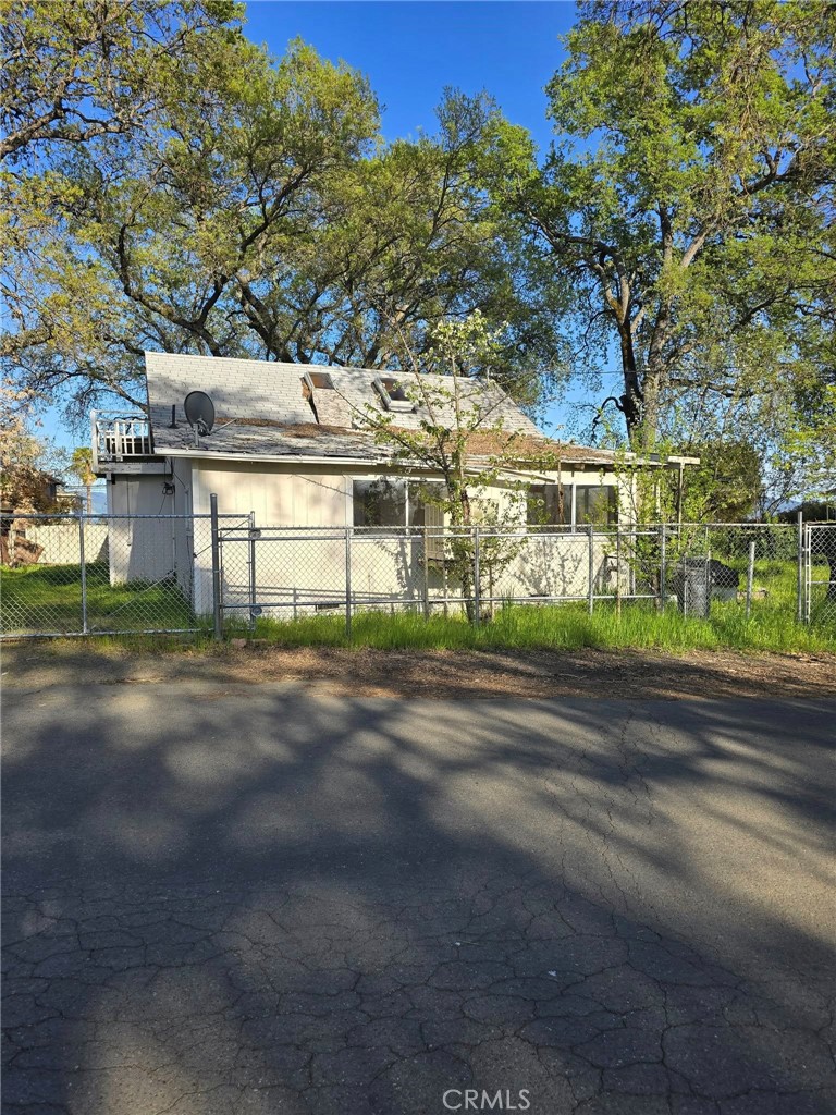 2646 Beach Lane Property Photo 3