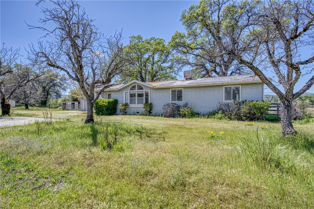 6841 Adobe Creek Road Property Photo 2