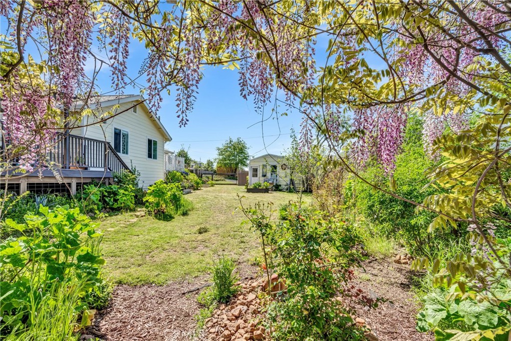 15314 Summit Boulevard Property Photo 1