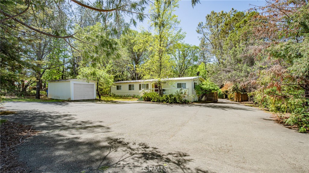 24019 Hilderbrand Road Property Photo 3