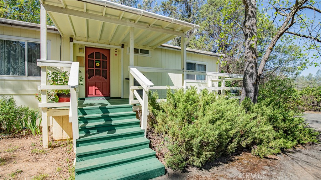 24019 Hilderbrand Road Property Photo 4
