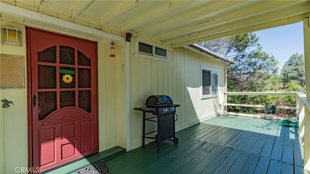 24019 Hilderbrand Road Property Photo 5