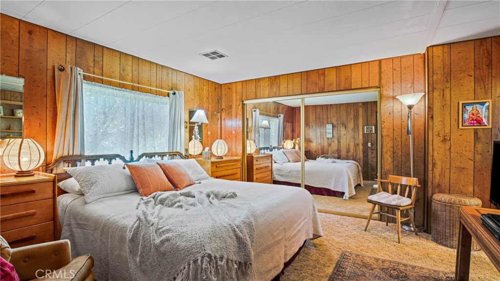 24019 Hilderbrand Road Property Photo 17