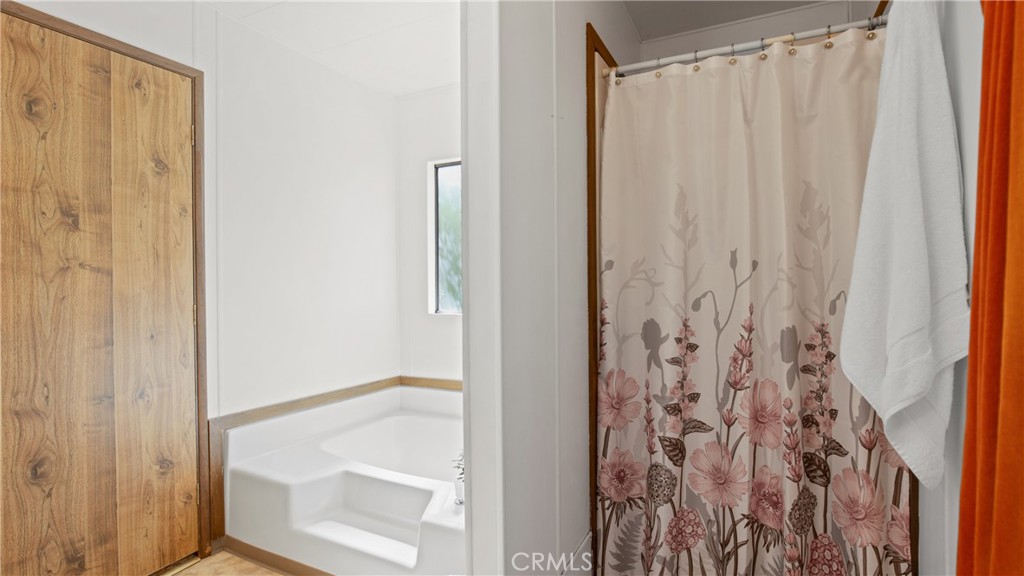 24019 Hilderbrand Road Property Photo 19