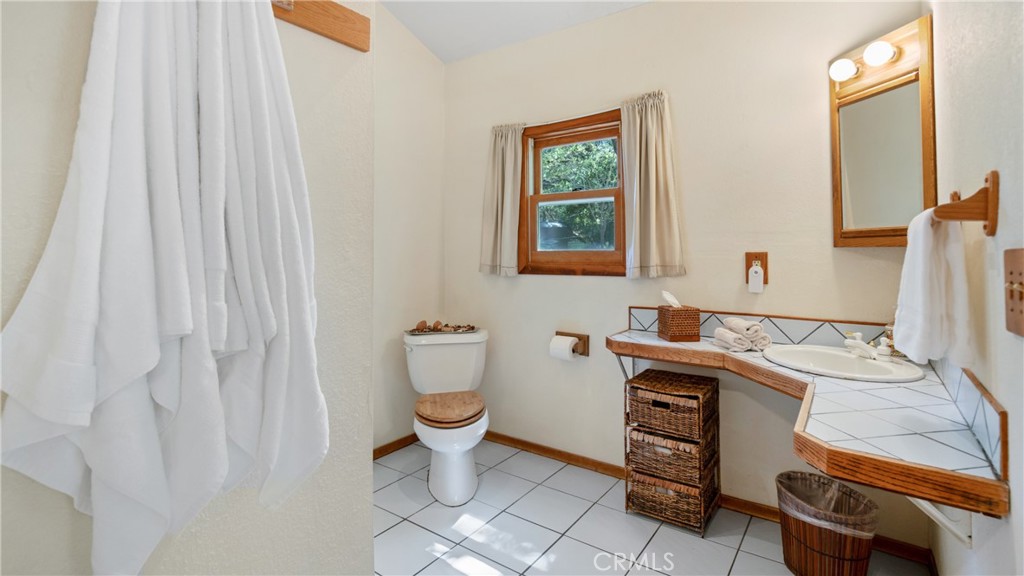 24019 Hilderbrand Road Property Photo 51