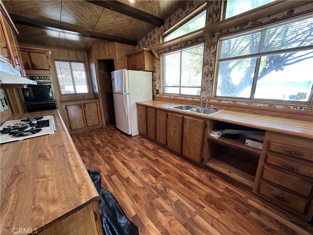 12700 Island Drive Property Photo 21