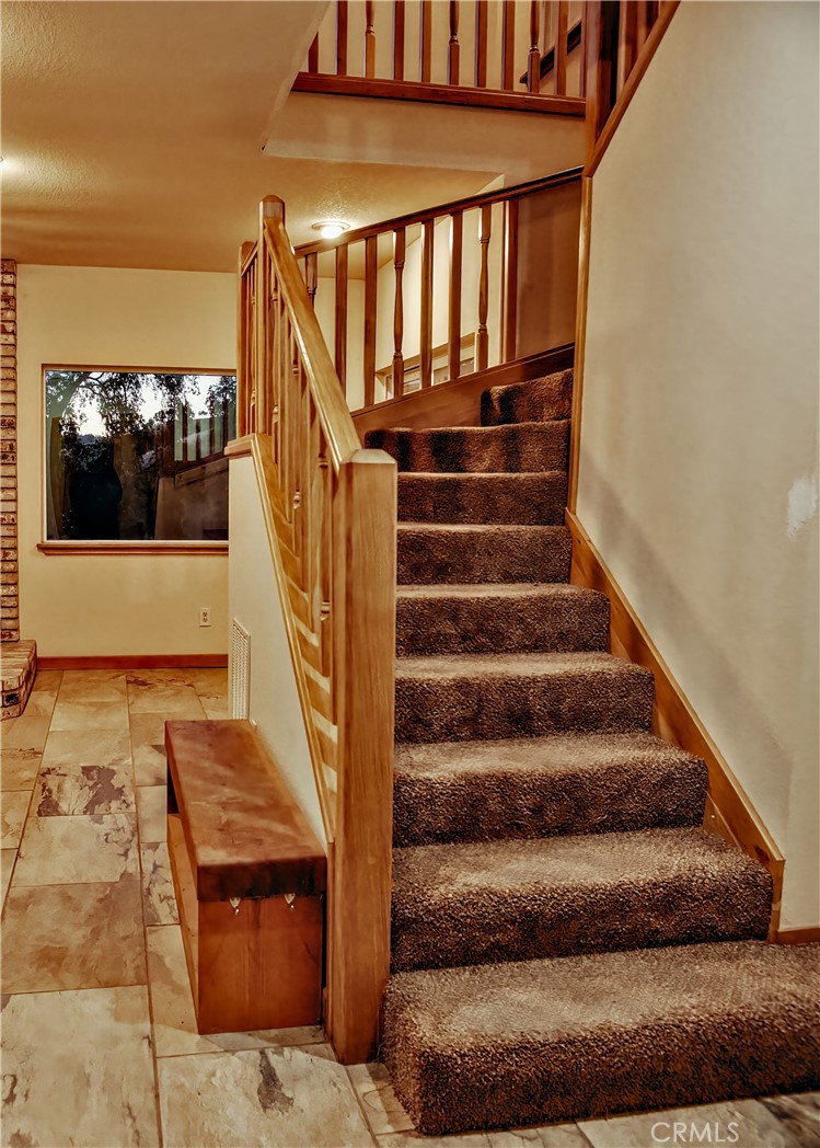 12020 Burris Lane Property Photo 3